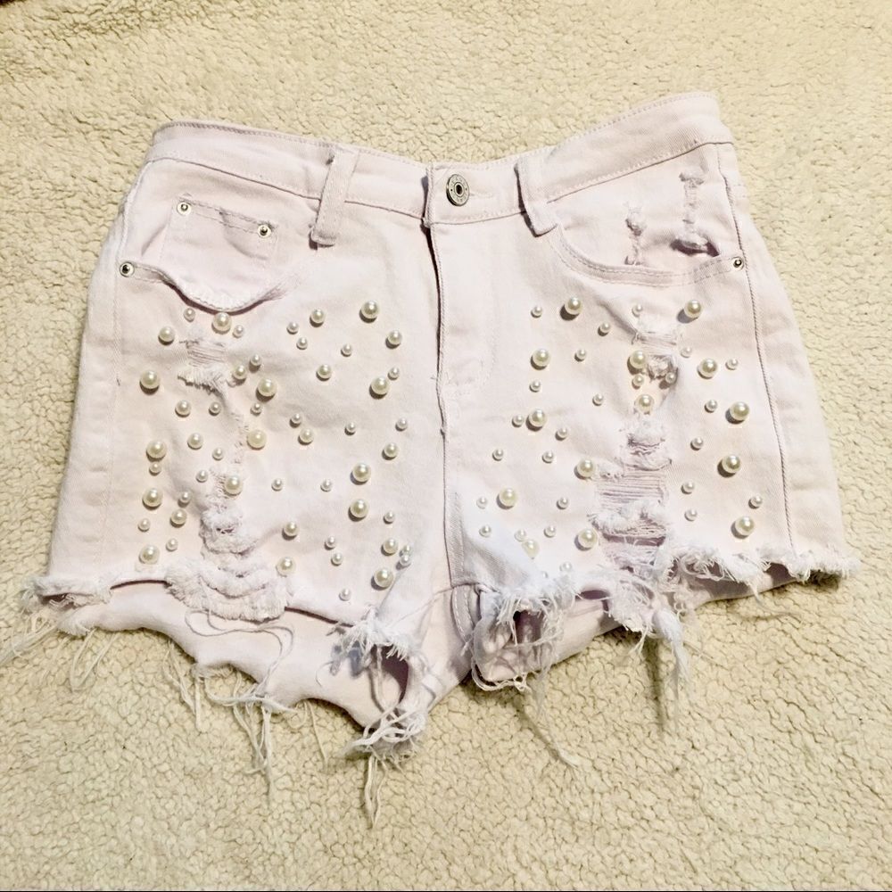 Y2K Runway Paris pearl embellished distressed jeans shorts S‎ white